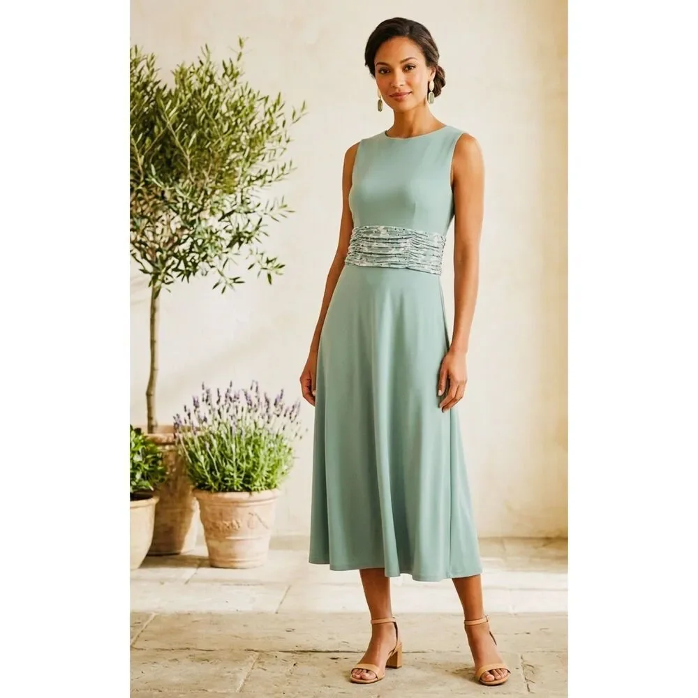 Jessica Howard Green Pleated Maxi Dress Size 6P NWOT - Picture 1 of 5